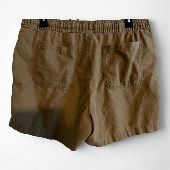 Old Navy Women's Tan Linen Shorts - Picture 2 of 5